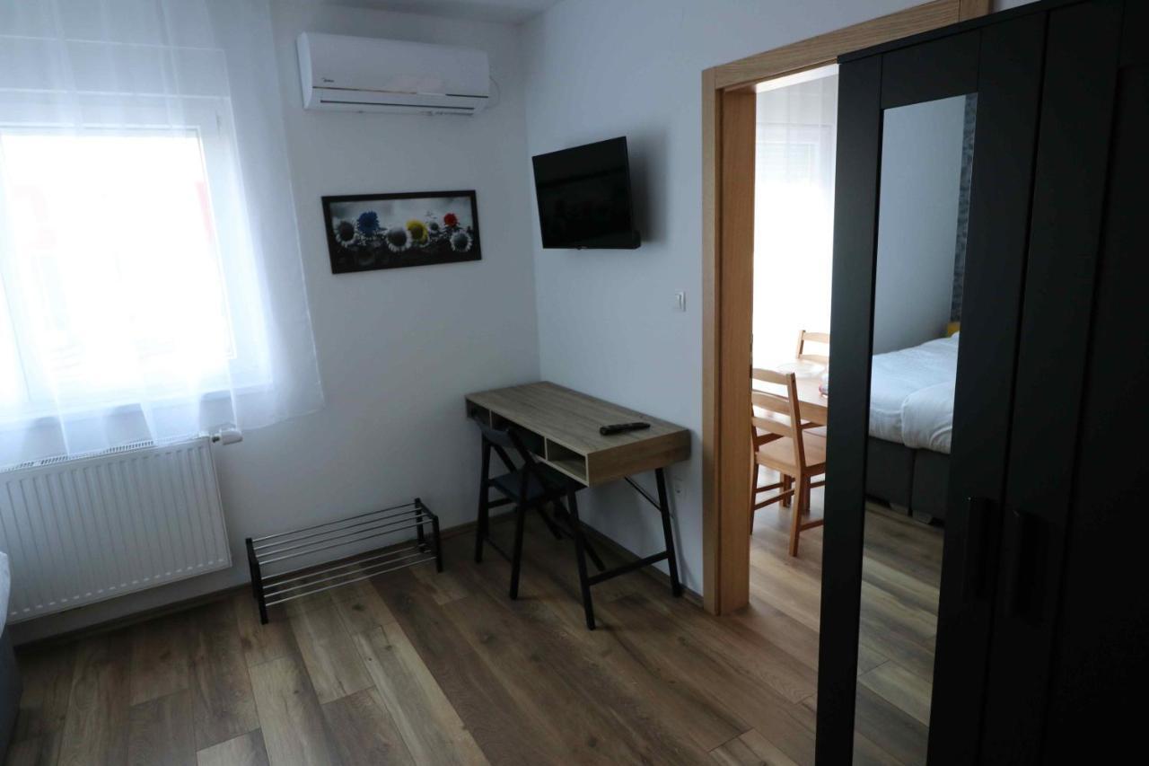Forum Apartmani I Sobe Donji Miholjac Exterior foto